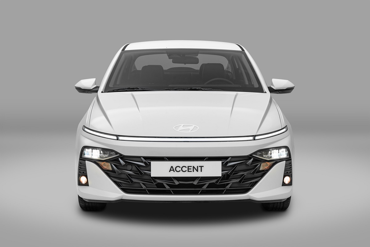Hyundai Accent All New - 02 - Hyundai Long Biên