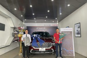 T09 Bàn giao xe Hyundai SantaFe Xăng Cao Cấp Đến Chị Nguyễn Thị Hải Yến - Sơn Tây